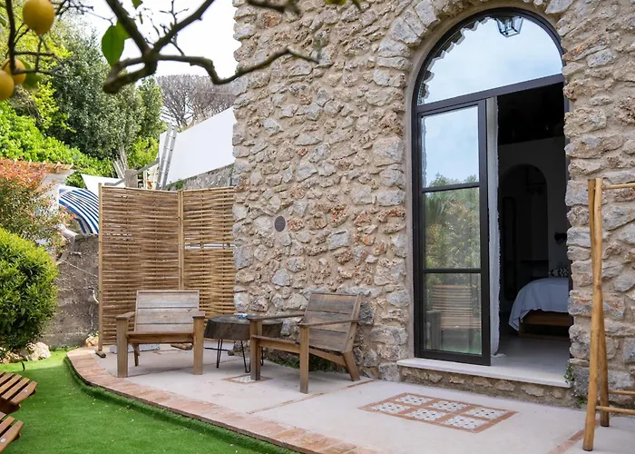 Dimora Storica Villa Pasquale Capri